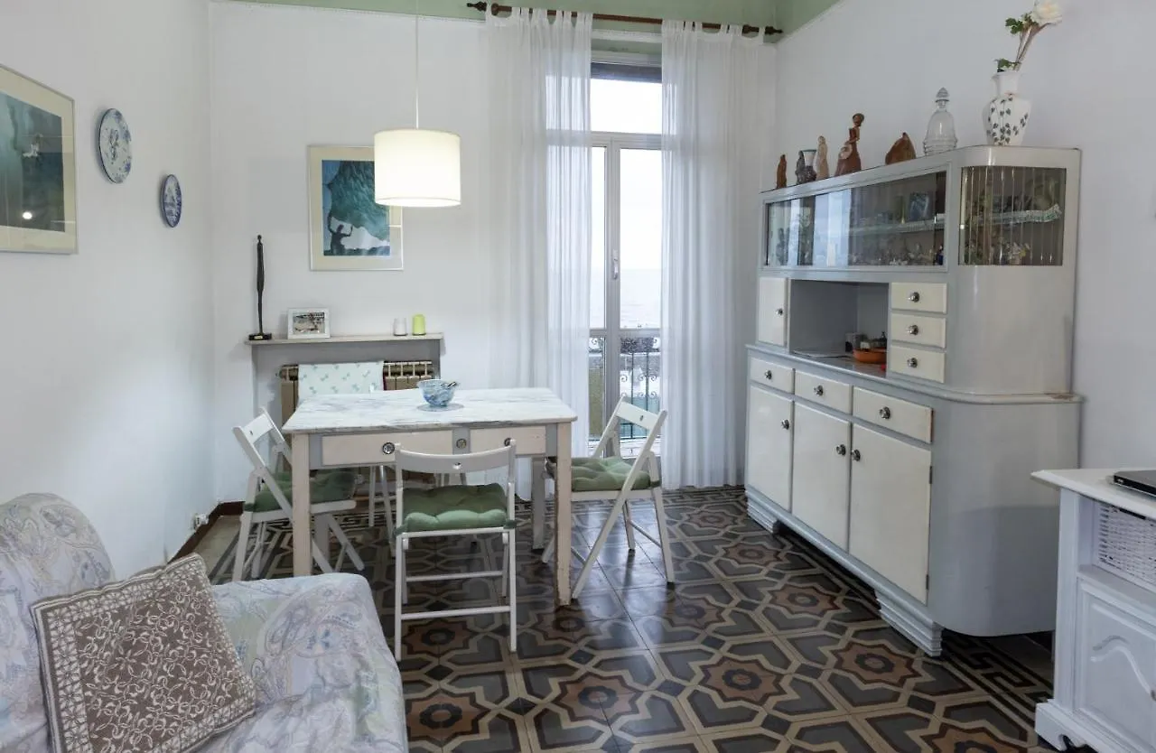 House By The Sea Apartment Albissola Marina Italy