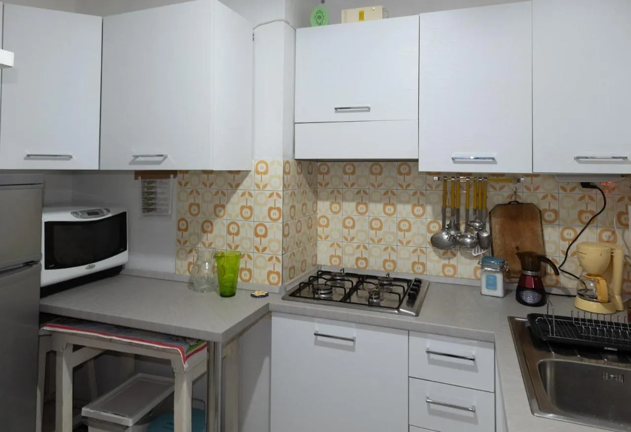 House By The Sea Apartment Albissola Marina Italy