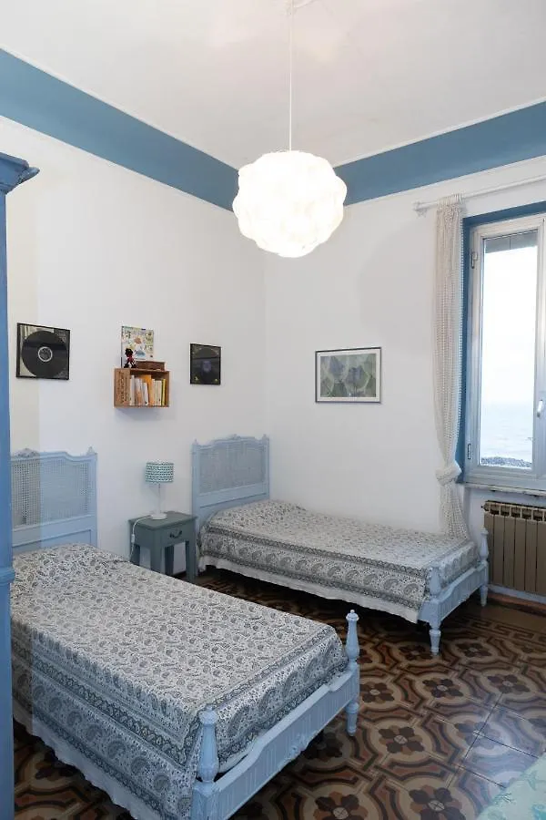 House By The Sea Apartment Albissola Marina