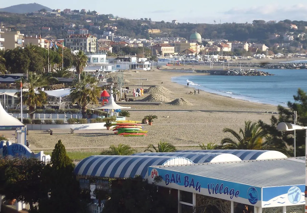 House By The Sea Apartment Albissola Marina